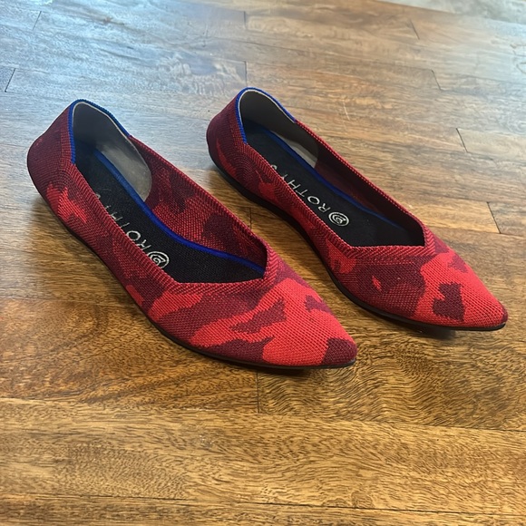 Rothy’s The Point Red Camo Pointed Toe Flats (Retired Print) - Picture 4 of 12